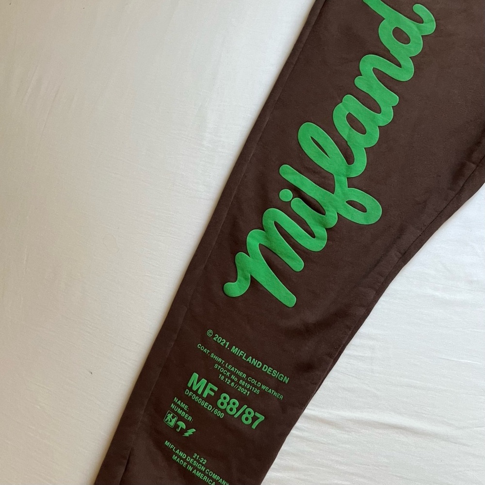 Mifland Brown Logo Text Font Graphic Elastic Waist Knit Jogger Sweat Pants — image 3 of 6